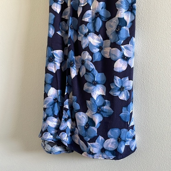 Reformation Talia‎ Midi Wrap Dress Women’s Size 2 Floral Blue Black - Picture 6 of 9